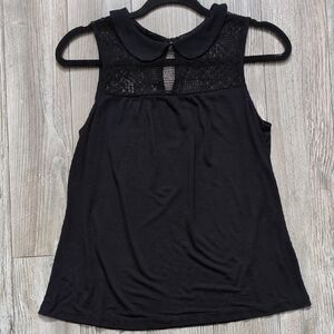 a.n.a Black Sleeveless Peter Pan Collar Tank with Lace Yoke M
